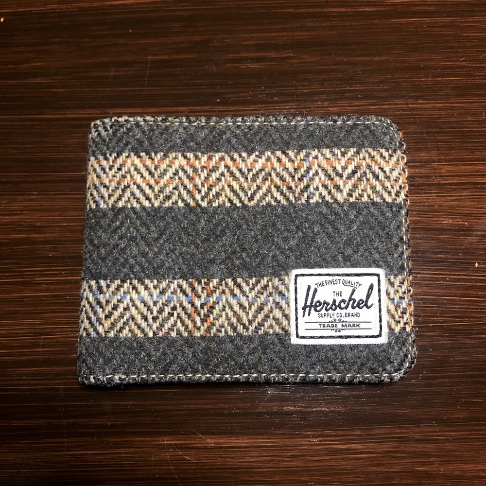 *HERSCHEL* NWOT Harris Tweed Wallet - One Size